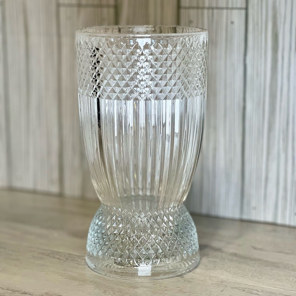 Sumptuously Cultivated Alma Lifted Candle Holder